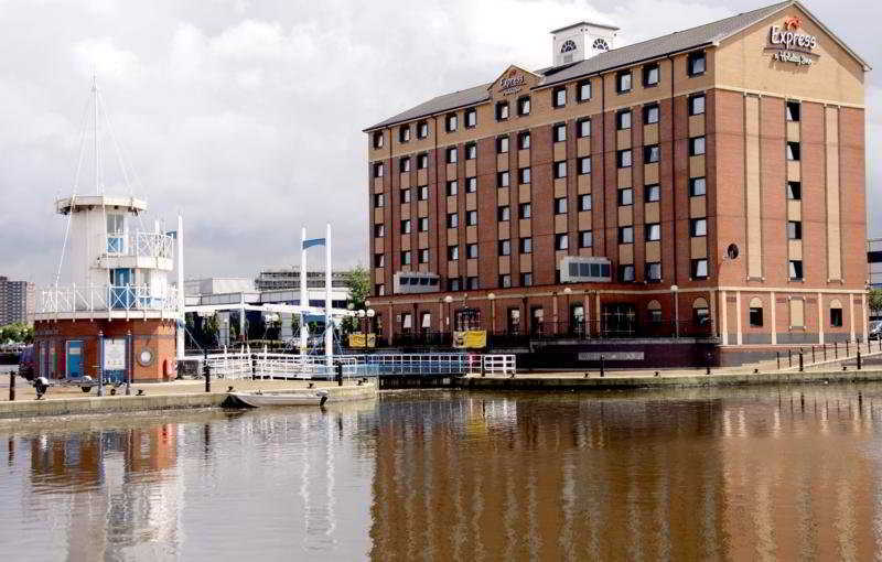Holiday Inn Express Manchester - Salford Quays, An Ihg Hotel Екстер'єр фото